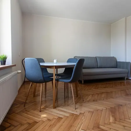 Apartment Golden Apartments&St95 *