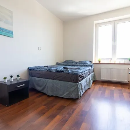Golden Apartments&St95
